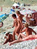 Click to view big image sexybiki.com_voyeur-at-nudistbeach-fkk-12317937881034223502.jpg