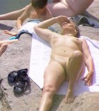 Click to view big image sexybiki.com_voyeur-at-nudistbeach-fkk-12317937941038455821.jpg