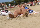 Click to view big image sexybiki.com_voyeur-at-nudistbeach-fkk-12317937981018584126.jpg