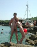 Click to view big image sexybiki.com_young-nudist-couple-at-beach-no-01-12306813271364155955.jpg