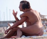 Click to view big image sexybiki.com_young-nudist-couple-at-beach-no-01-12306813311328544847.jpg
